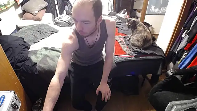 Snapshot of womenhateme69 chatting on October 21, 2025, 12:48 pm womenhateme69 online show from October 21, 2025, 12:48 pm