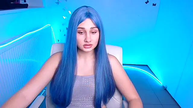 Snapshot of Stefanie_Sweet chatting on October 22, 2025, 5:07 am Stefanie Sweet online show from October 22, 2025, 5:07 am