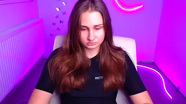 Stefanie Sweet online show from November 15, 2025, 12:20 pm