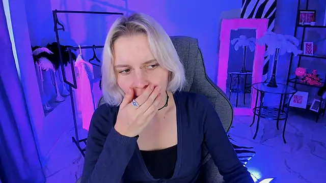 BethanyCloud online show from November 12, 2025, 5:44 am