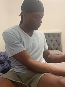 labishyoung25 online show from March 10, 2026, 3:54 am