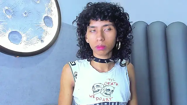 venus-03 online show from September 24, 2025, 3:35 am