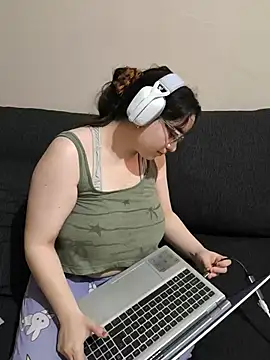 DannaBakes online show from July 13, 2026, 8:19 pm
