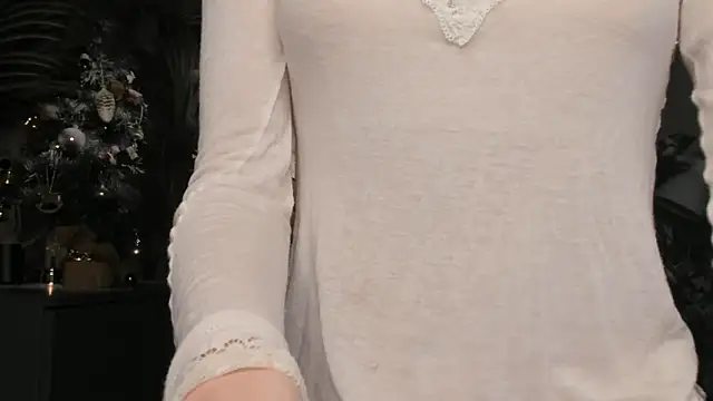 ChinBonnell online show from December 22, 2025, 5:40 am