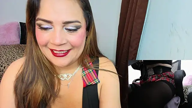 Paulina-Becerraa online show from July 17, 2026, 4:53 am