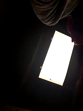 KruellaR1de3 online show from February 17, 2026, 8:28 pm