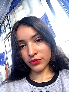 hotwife26 online show from September 19, 2025, 4:22 pm