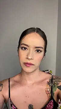 Snapshot of alysa_g_ chatting on October 28, 2025, 10:20 pm alysa g online show from October 28, 2025, 10:20 pm