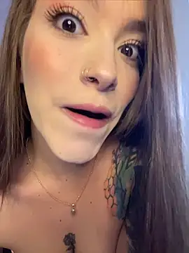 alysa g  online show from July 4, 2026, 10:36 pm