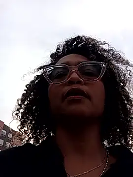 BiiancaEstradaa online show from April 15, 2026, 10:32 pm