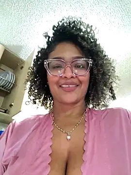 BiiancaEstradaa online show from February 13, 2026, 2:22 am