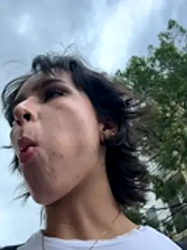 Adry Bach  online show from November 29, 2025, 7:58 pm