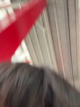 Adry Bach  online show from September 29, 2025, 7:19 pm