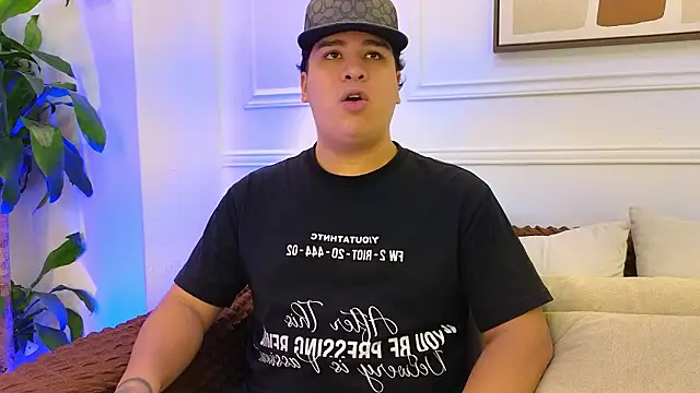 Naim Bennetsex online show from March 27, 2026, 6:53 pm