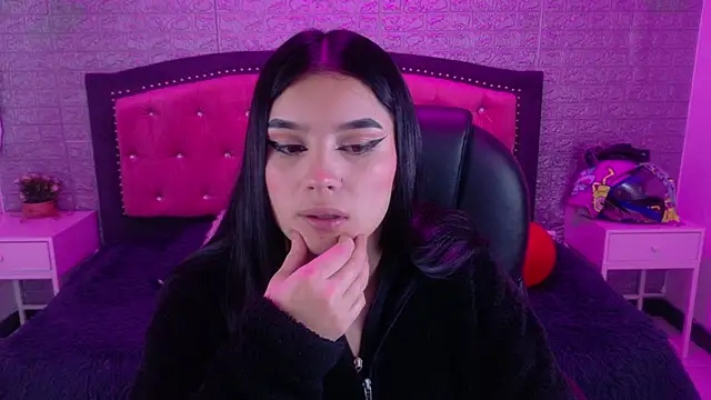 Natalie loffreda online show from March 3, 2026, 3:24 am