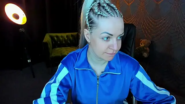 Anna Snows online show from April 8, 2026, 4:19 pm