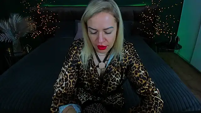 Anna Snows online show from September 9, 2025, 5:39 am