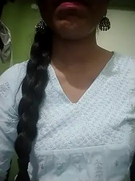 Snapshot of Telugu___Sexygirl___Naidu chatting on May 4, 2026, 4:27 am Telugu Sexygirl Naidu online show from May 4, 2026, 4:27 am