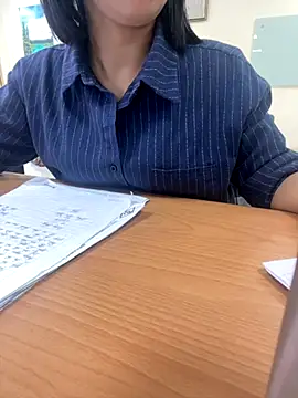 -NhaKy22 online show from October 22, 2025, 1:27 am