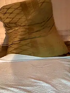 Snapshot of Koe888 chatting on December 5, 2025, 2:59 pm Koe888 online show from December 5, 2025, 2:59 pm