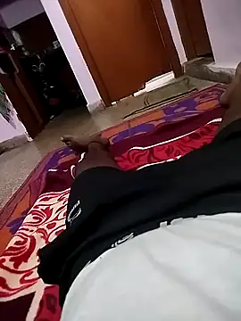 Yesboss143 online show from April 4, 2026, 6:53 am