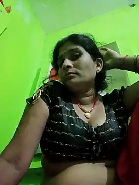 Snapshot of Hot-piuy chatting on September 10, 2025, 8:19 pm Hot-piuy online show from September 10, 2025, 8:19 pm