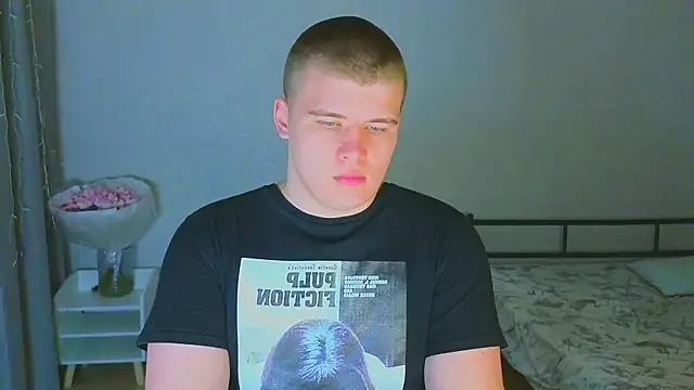 Snapshot of kittenmurr chatting on November 2, 2025, 10:26 pm kittenmurr online show from November 2, 2025, 10:26 pm