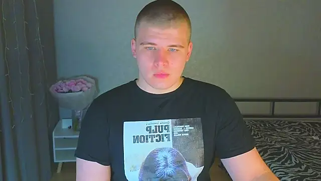 Snapshot of kittenmurr chatting on October 27, 2025, 8:10 pm kittenmurr online show from October 27, 2025, 8:10 pm