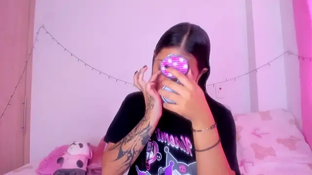 Abby roussee online show from November 1, 2025, 1:38 pm