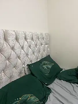 Charsworld online show from March 10, 2026, 8:29 am