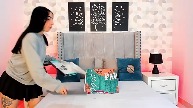 Snapshot of natasha_moreno chatting on February 10, 2026, 12:15 pm natasha moreno online show from February 10, 2026, 12:15 pm