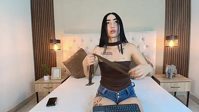 Snapshot of natasha_moreno chatting on June 20, 2026, 12:21 pm natasha moreno online show from June 20, 2026, 12:21 pm