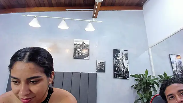 violet and myers online show from September 26, 2025, 11:39 am