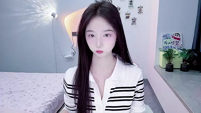 suger-TT online show from October 10, 2025, 1:23 pm