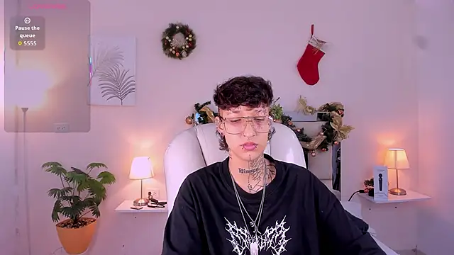 Luci Rose online show from November 22, 2025, 2:10 am