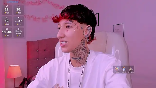 Luci Rose online show from May 22, 2026, 2:26 pm