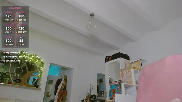 BohoBabeLexy online show from April 8, 2026, 5:36 pm