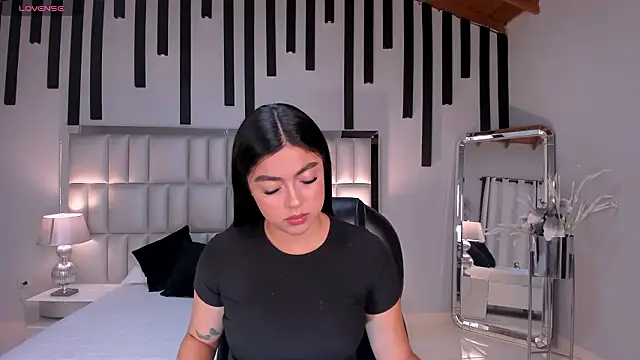 NataliaGaret online show from March 7, 2026, 2:29 am