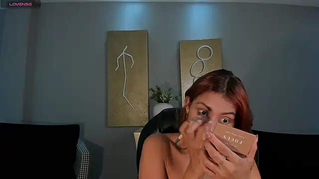 Snapshot of AmberColors_ chatting on February 25, 2026, 7:03 pm AmberColors online show from February 25, 2026, 7:03 pm