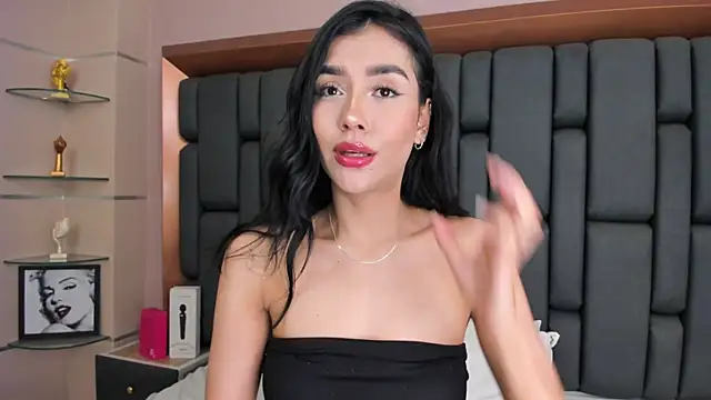 tinny engel online show from September 29, 2025, 12:33 pm