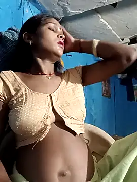 Snapshot of Harini_Gautam chatting on September 16, 2025, 7:37 pm Harini Gautam online show from September 16, 2025, 7:37 pm