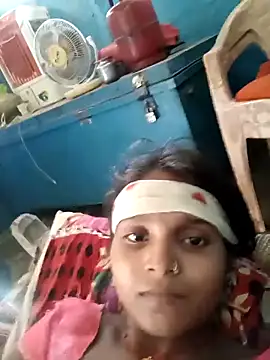 Snapshot of Harini_Gautam chatting on October 9, 2025, 4:35 am Harini Gautam online show from October 9, 2025, 4:35 am