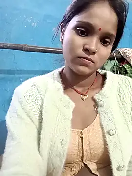 Snapshot of Harini_Gautam chatting on October 16, 2025, 2:31 am Harini Gautam online show from October 16, 2025, 2:31 am