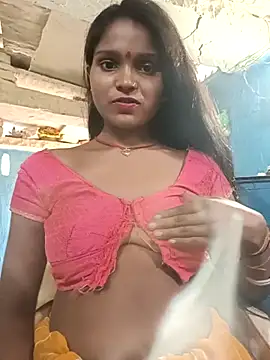 Snapshot of Harini_Gautam chatting on September 27, 2025, 7:03 am Harini Gautam online show from September 27, 2025, 7:03 am