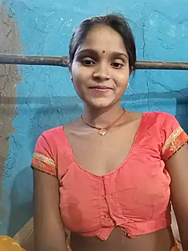 Snapshot of Harini_Gautam chatting on October 13, 2025, 4:36 am Harini Gautam online show from October 13, 2025, 4:36 am