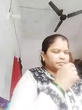 Snapshot of Bhavna_hot chatting on February 19, 2026, 3:47 am Bhavna hot online show from February 19, 2026, 3:47 am