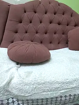 Snapshot of Mdtfre chatting on September 29, 2025, 11:43 pm Mdtfre online show from September 29, 2025, 11:43 pm