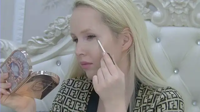 EllieFrosty  online show from March 30, 2026, 10:33 pm