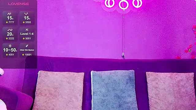 Maylu Fox online show from October 23, 2025, 3:21 pm