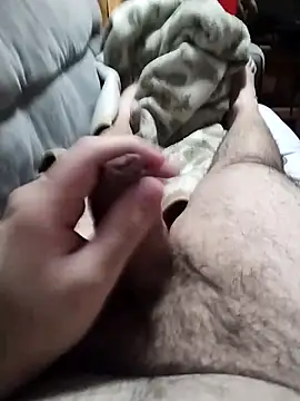 Snapshot of MagneticLust chatting on October 12, 2025, 5:20 am MagneticLust online show from October 12, 2025, 5:20 am